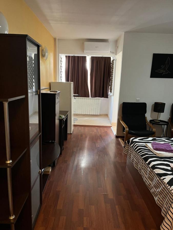 Studiolut_1 Apartment บูคาเรสต์ ภายนอก รูปภาพ